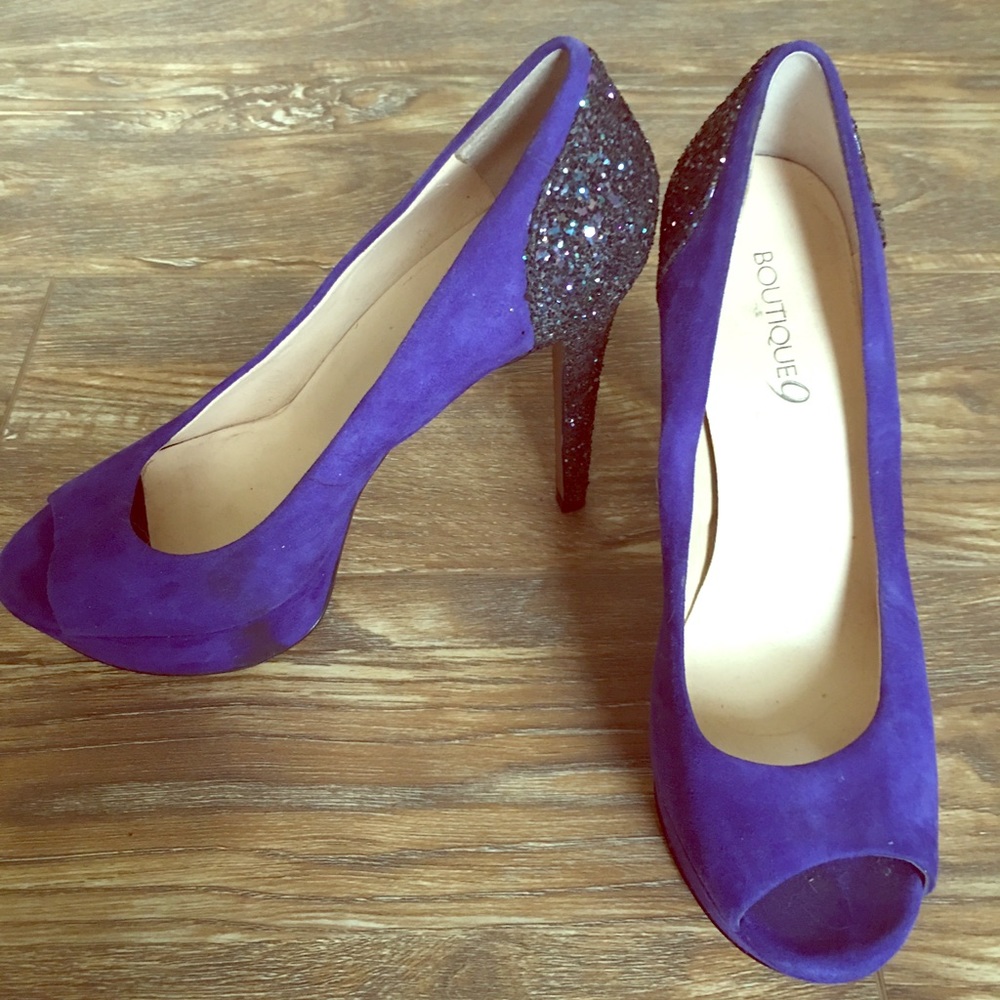 GUC Boutique 9 Pumps